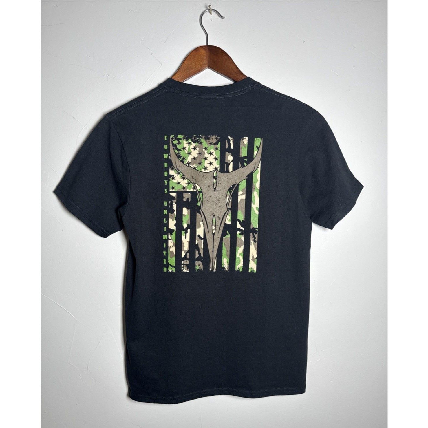Moss Bros Black Camo Longhorn Tee Style Kds-1619 Boys Size Large Nwt — image 7 of 8